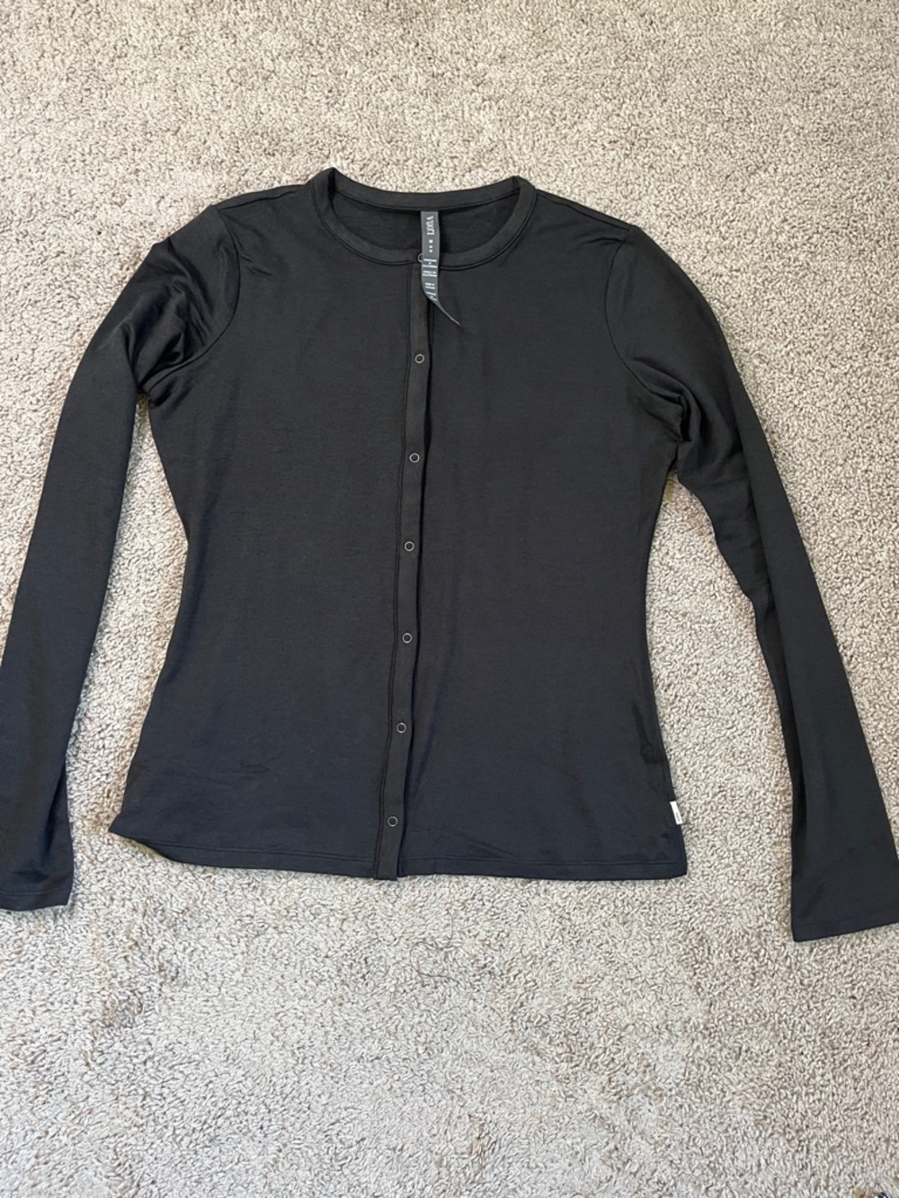 Vuori Halo Long Sleeve Snap Front Cardigan Top Black Heather Size Medium